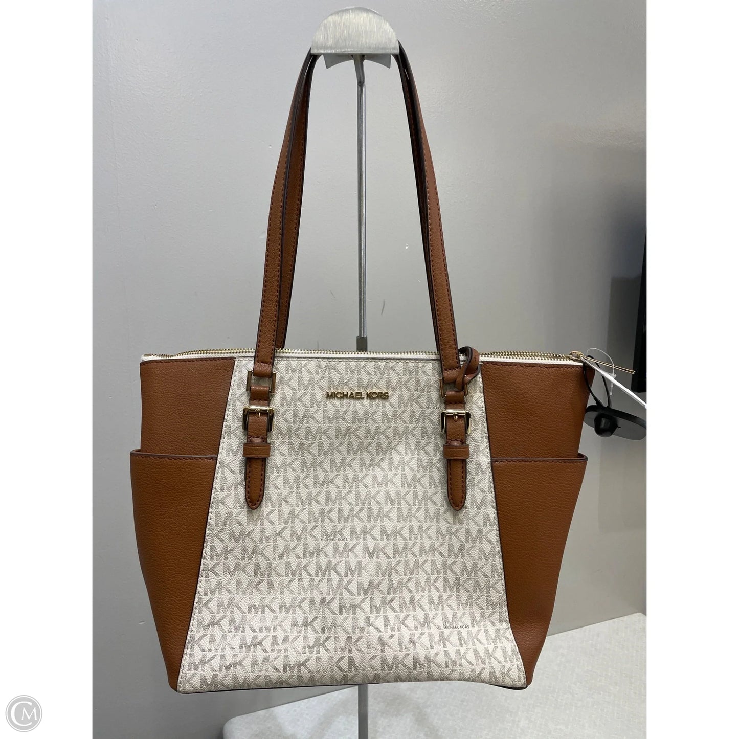 Handbag Designer By Michael Kors, Size: Medium