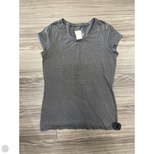 Top Short Sleeve By No Boundaries In Grey, Size: L