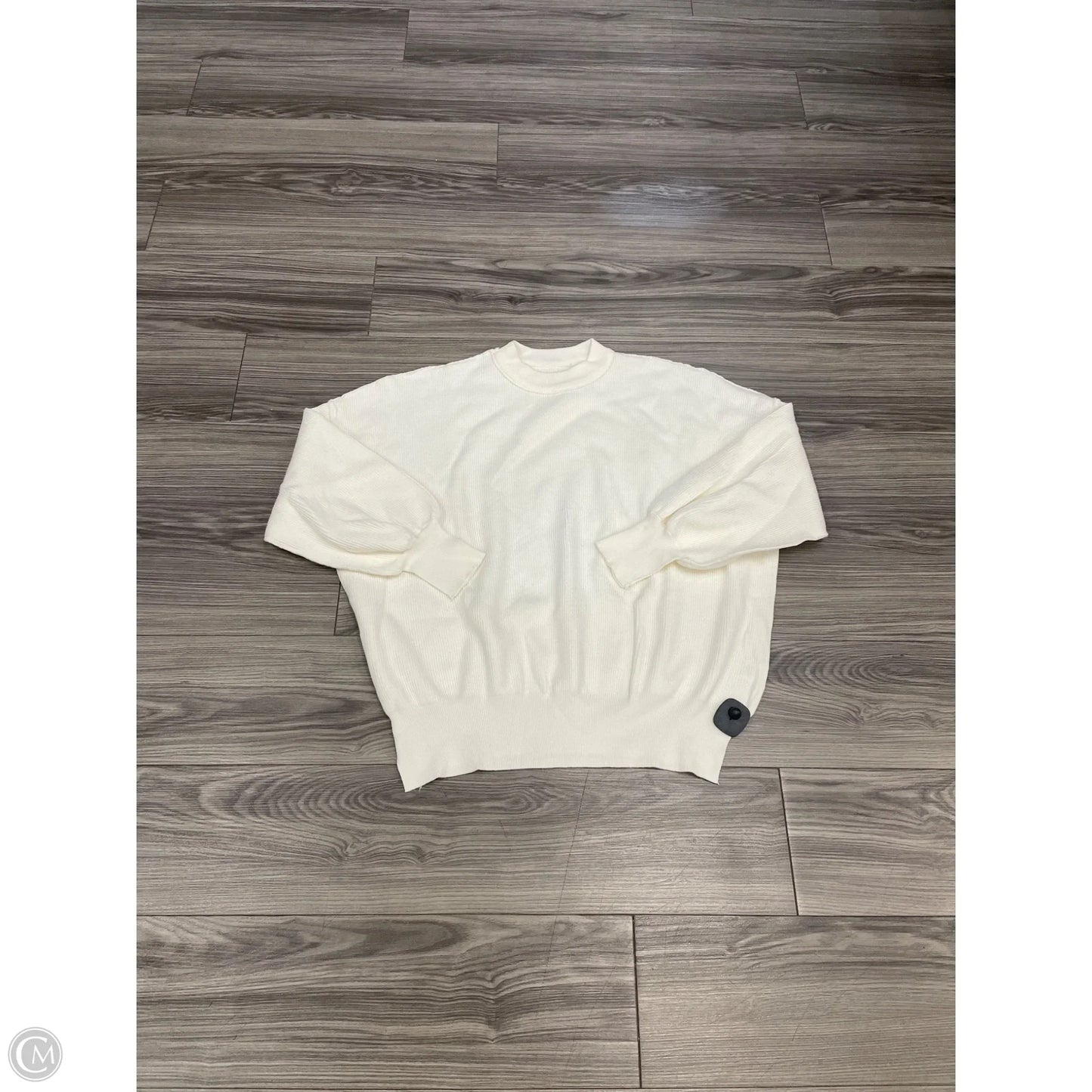 Sweater By Clothes Mentor In Cream, Size: L