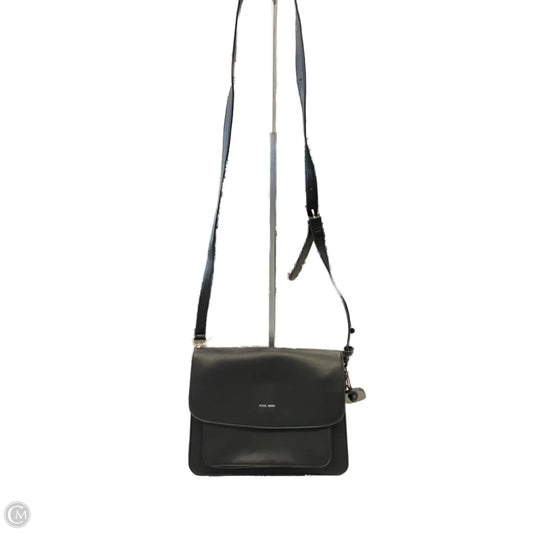 Crossbody By Cmc, Size: Medium