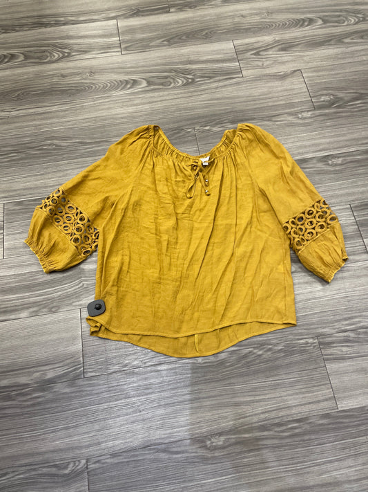 Top Long Sleeve By Cato In Yellow, Size: Xl