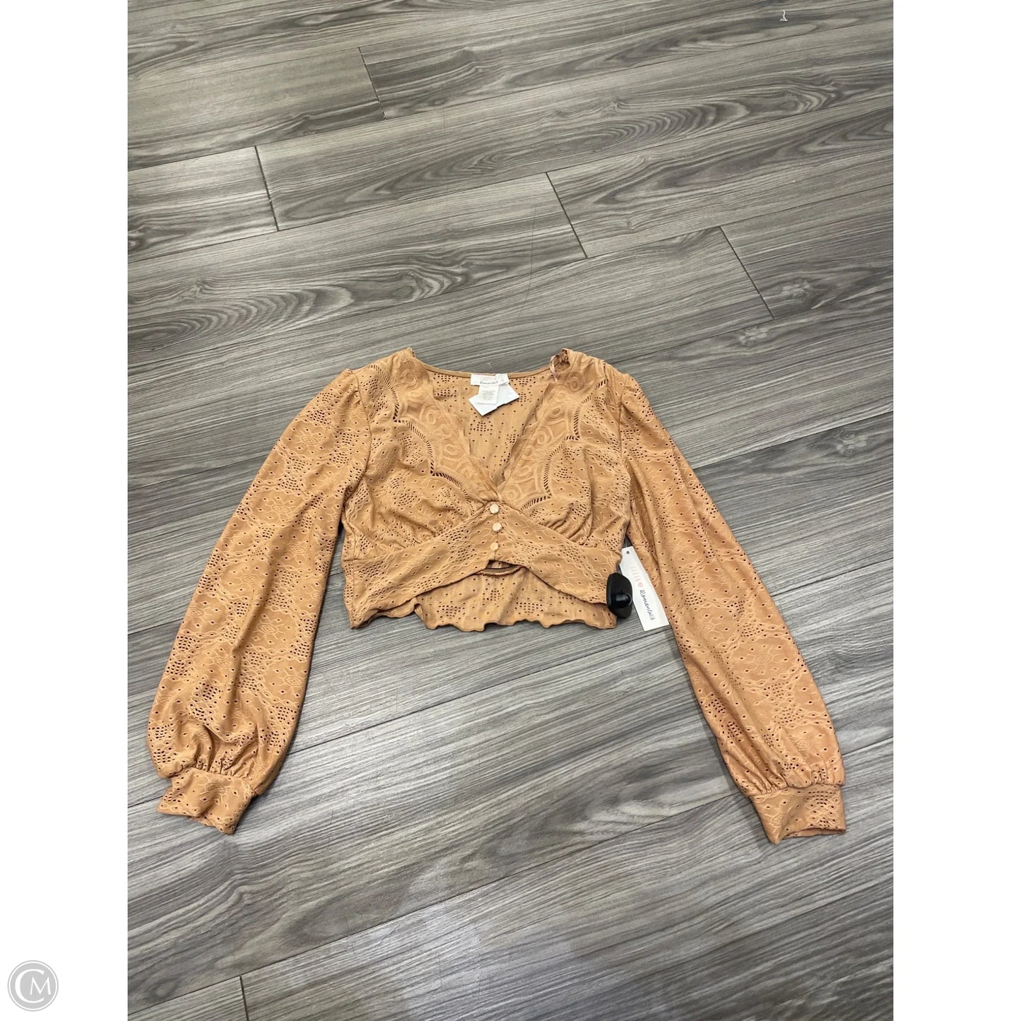 Top Long Sleeve By Urban Romantics In Brown, Size: S