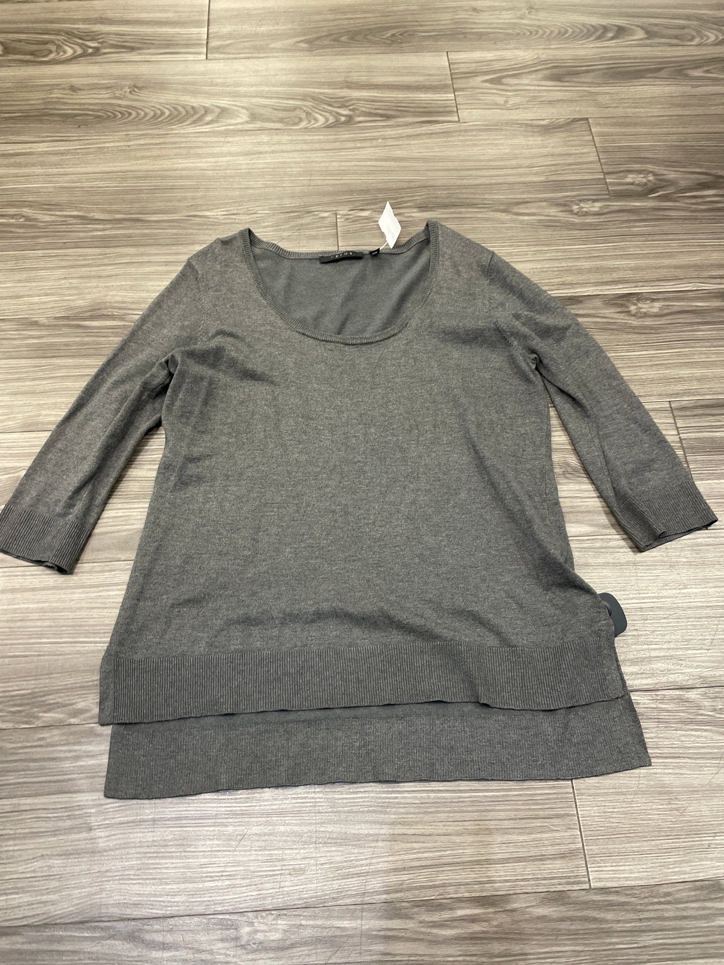 Sweater By Clothes Mentor In Grey, Size: L