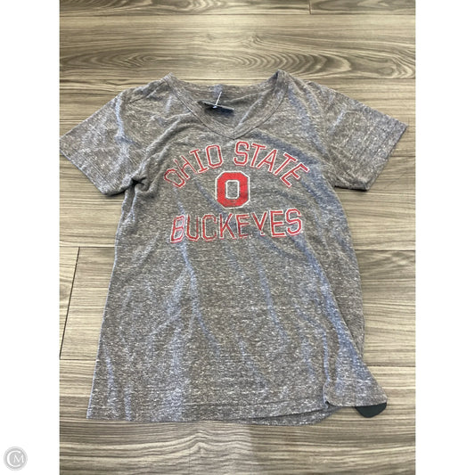 Top Short Sleeve By Clothes Mentor In Grey, Size: M