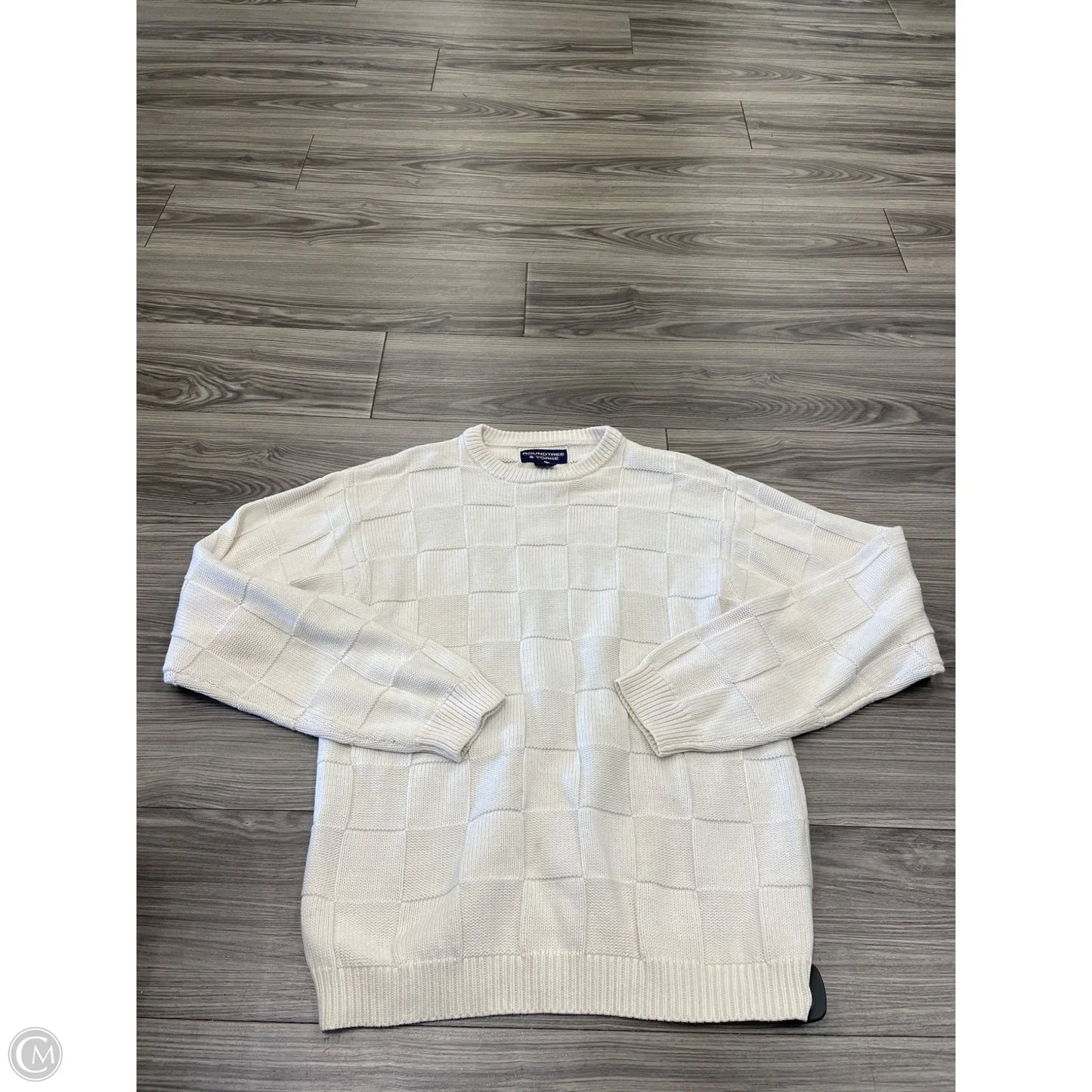 Sweater By Clothes Mentor In White, Size: M