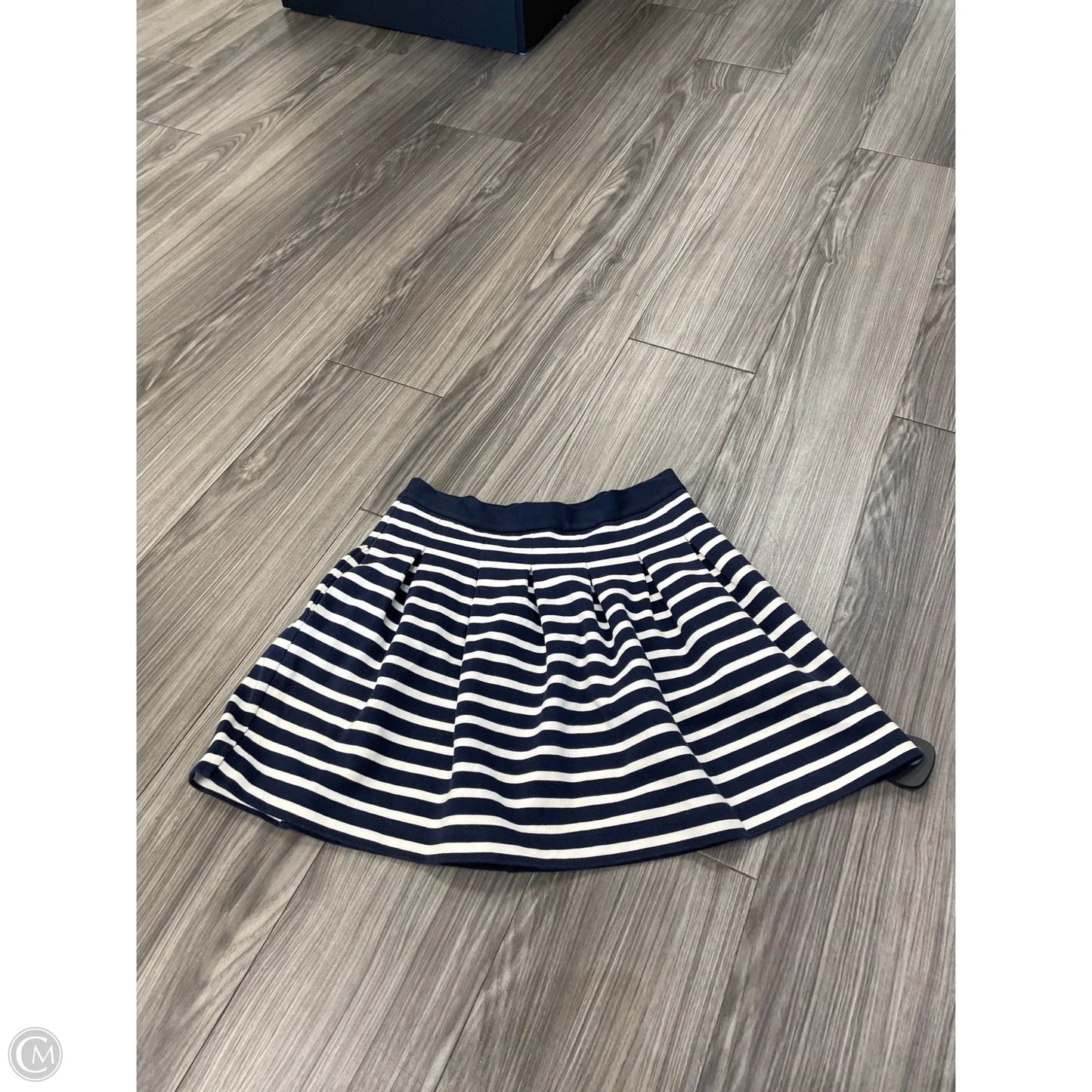 Skirt Mini & Short By Gap In Striped Pattern, Size: S
