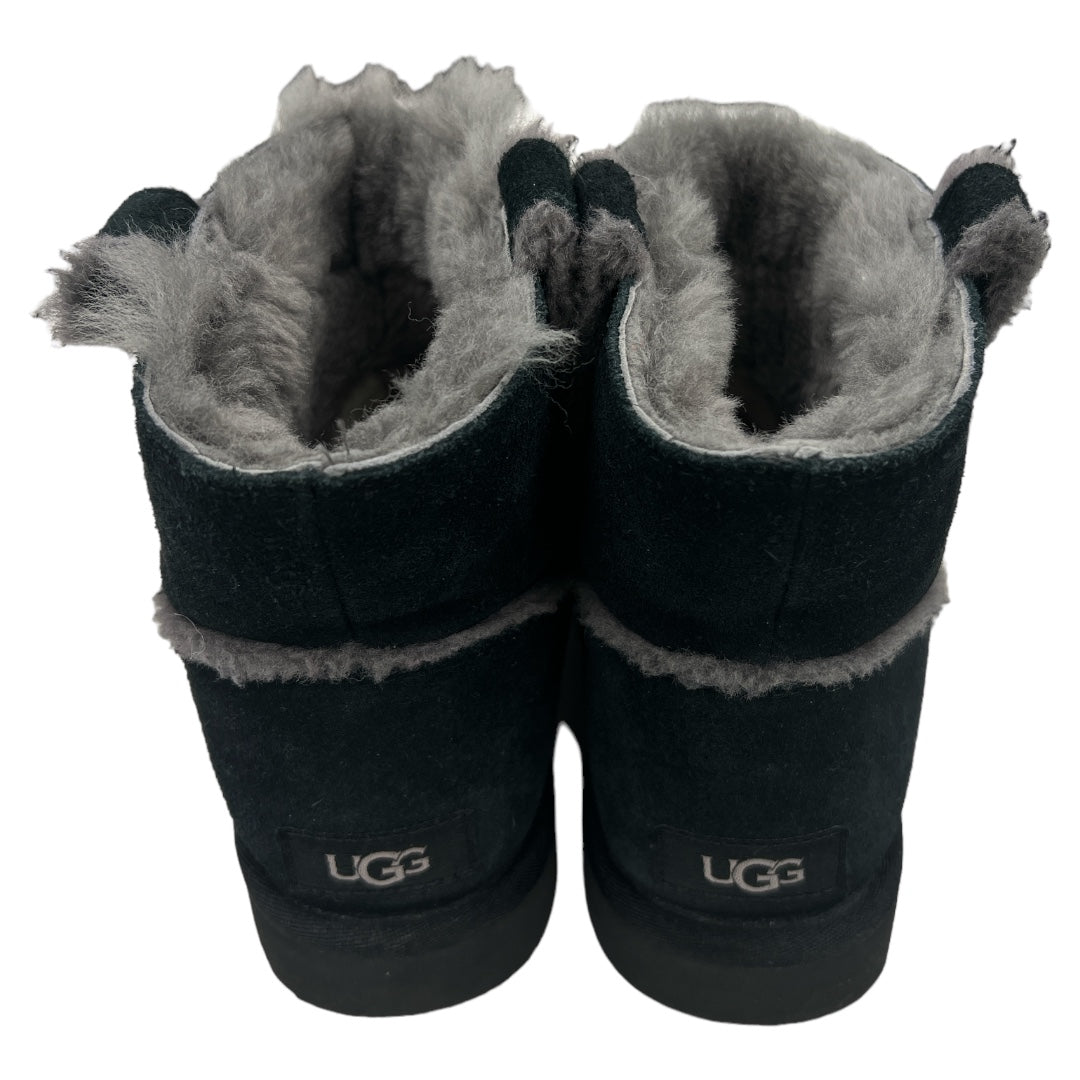 Boots Ankle Flats By Ugg  Size: 8