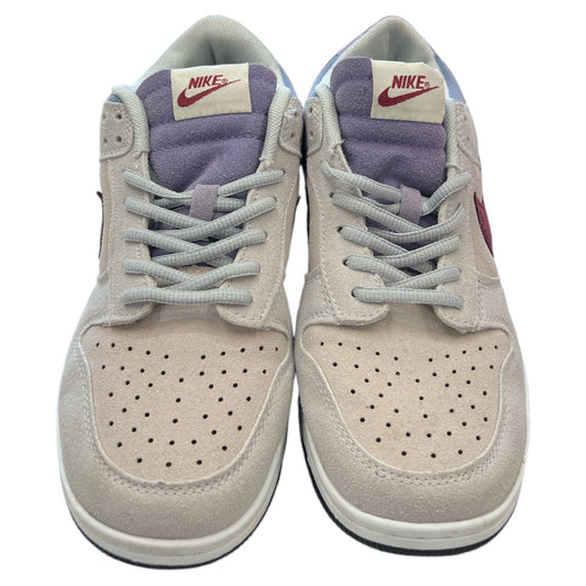 Shoes Sneakers By Nike In Grey, Size: 7.5