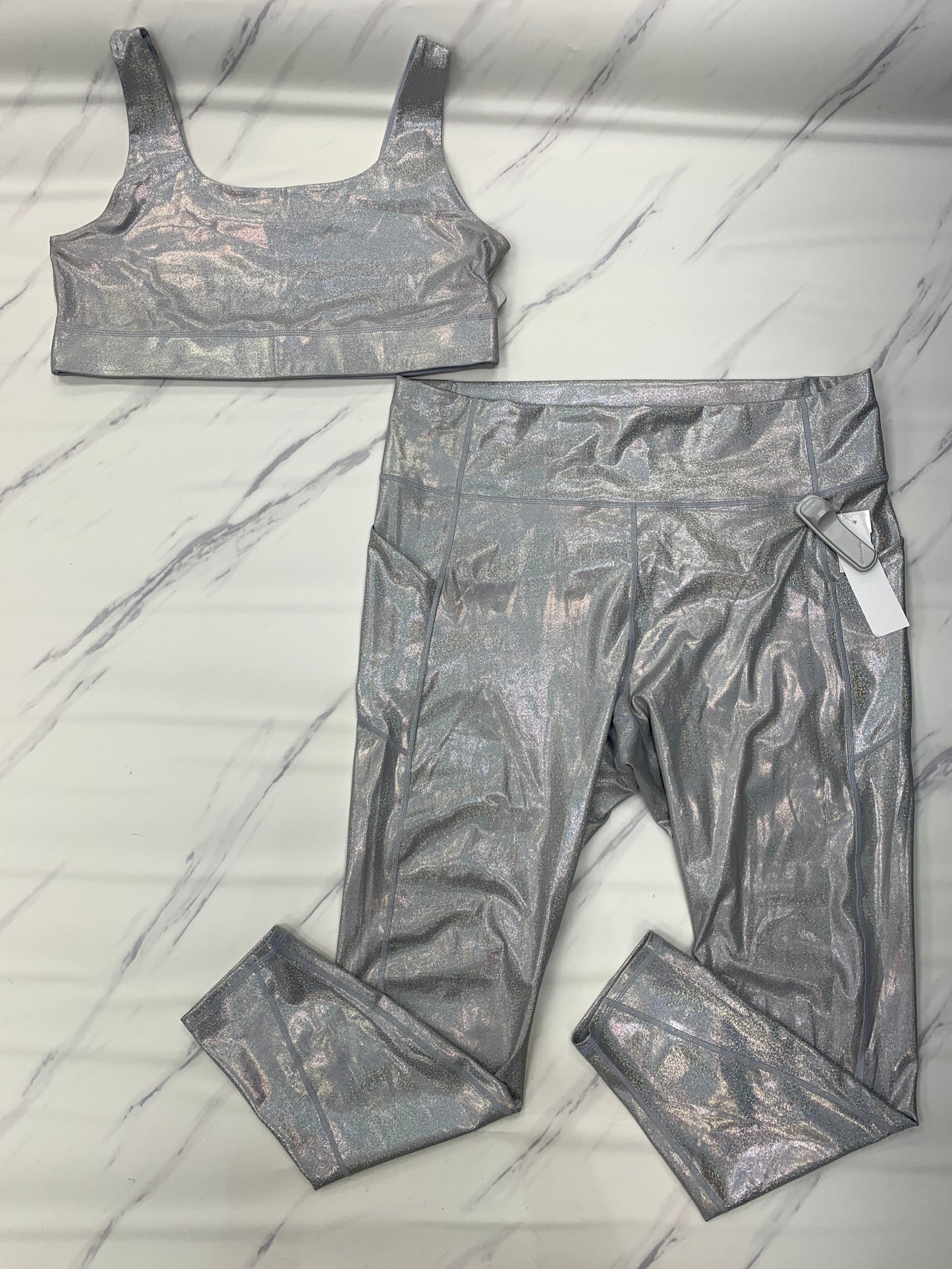 Athletic Pants 2pc By Fabletics In Silver, Size: 4x