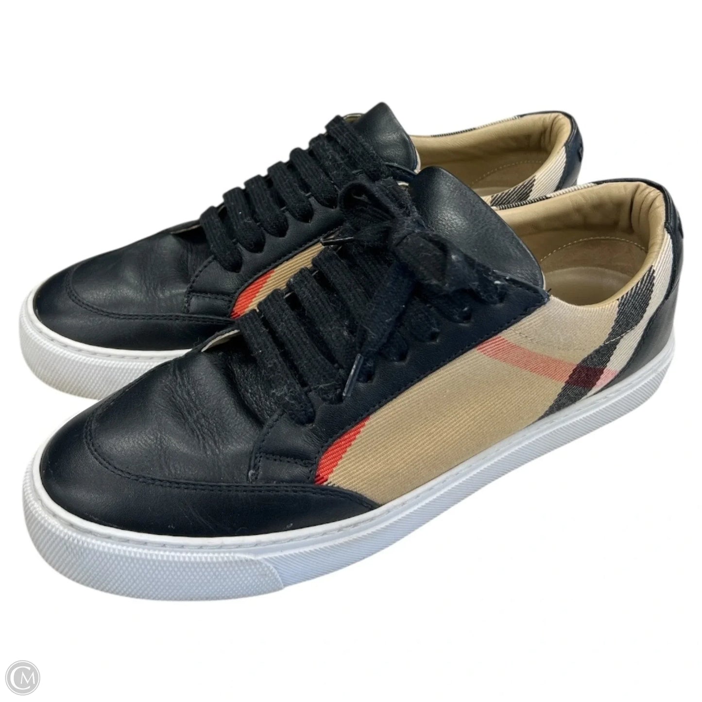 Shoes Luxury Designer By Burberry In Plaid Pattern, Size: 7