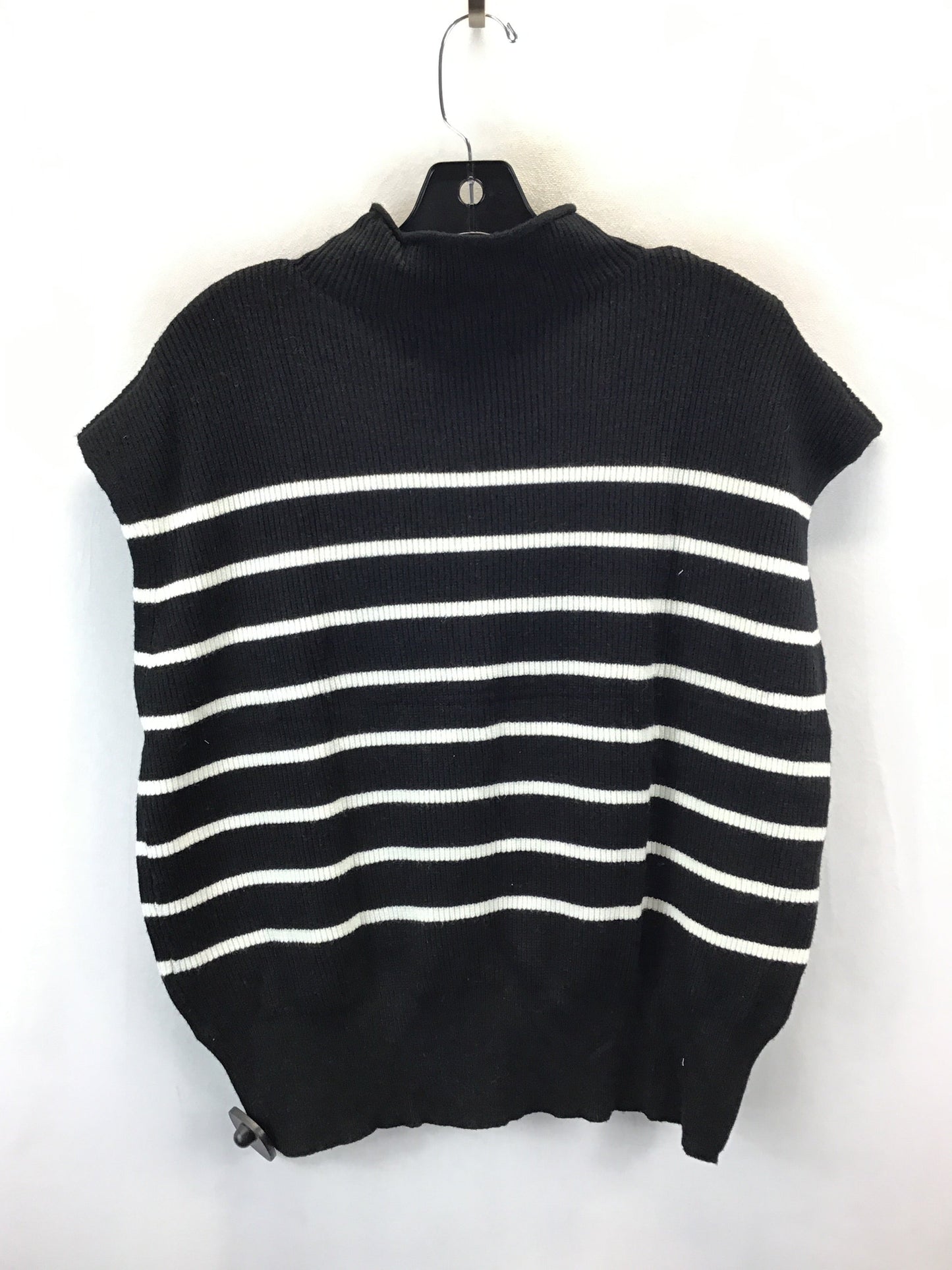 Vest Sweater By Clothes Mentor In Striped Pattern, Size: Xl