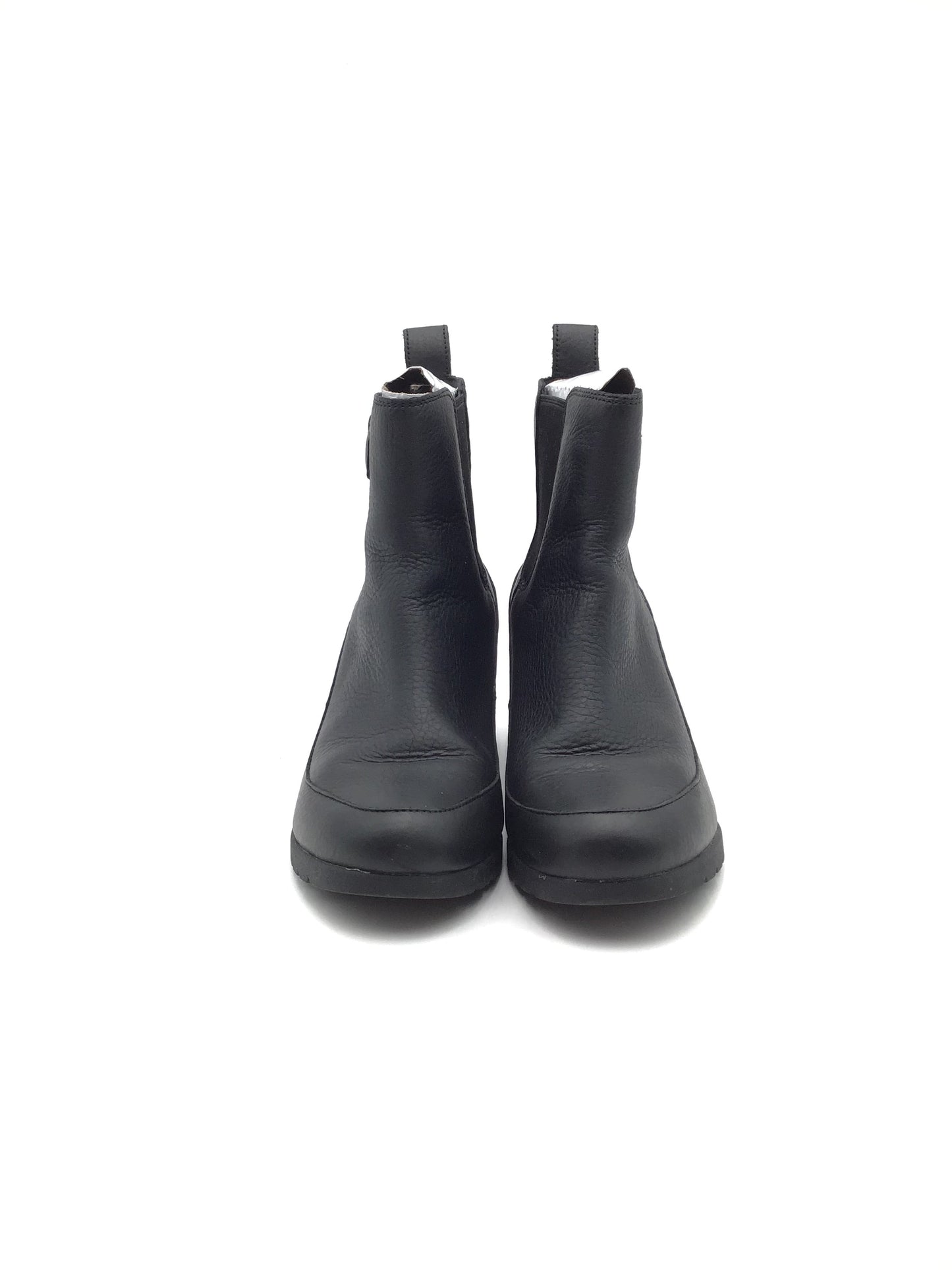 Boots Designer By Ugg In Black, Size: 9.5