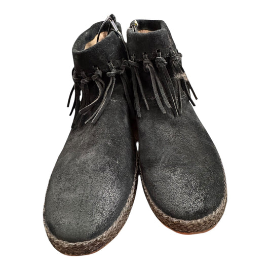 Boots Designer By Ugg In Black, Size:7.5