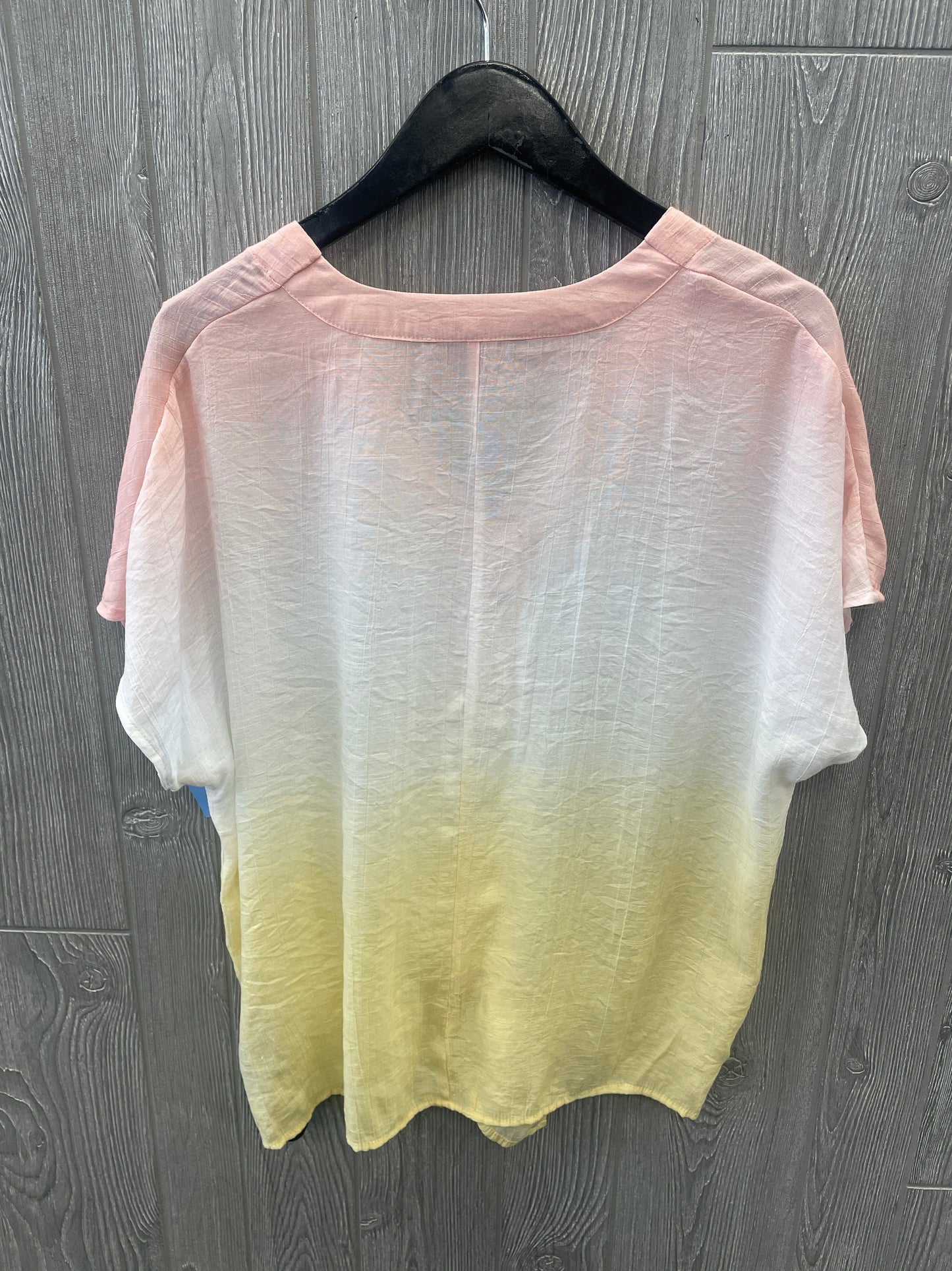 Top Short Sleeve By Zac And Rachel In Pink, Size: L