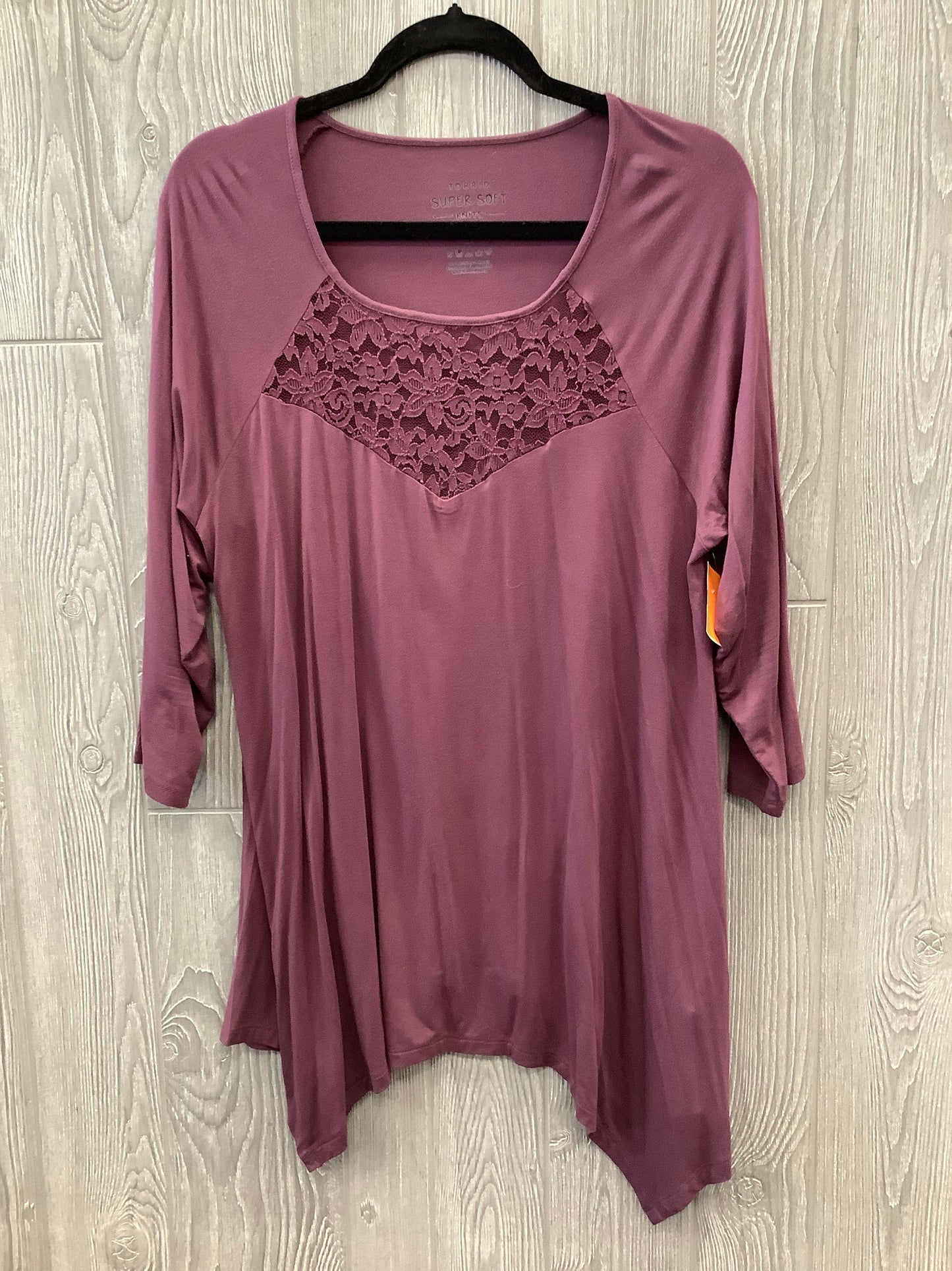 Top 3/4 Sleeve By Torrid In Purple, Size: 1x