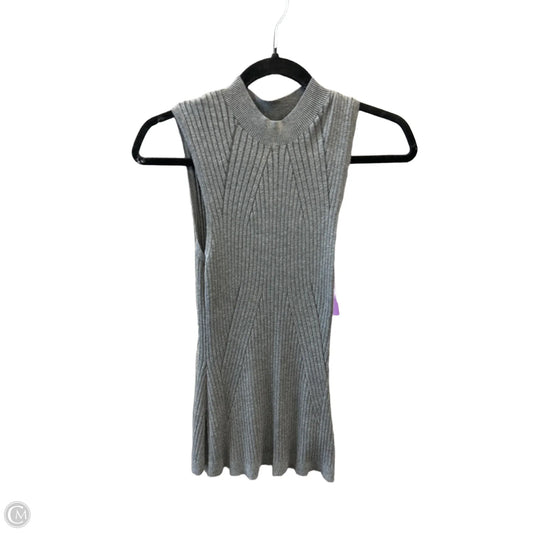 Top Sleeveless By Express In Grey, Size: M