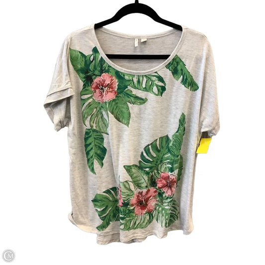 Top Short Sleeve By Cato In Grey, Size: L