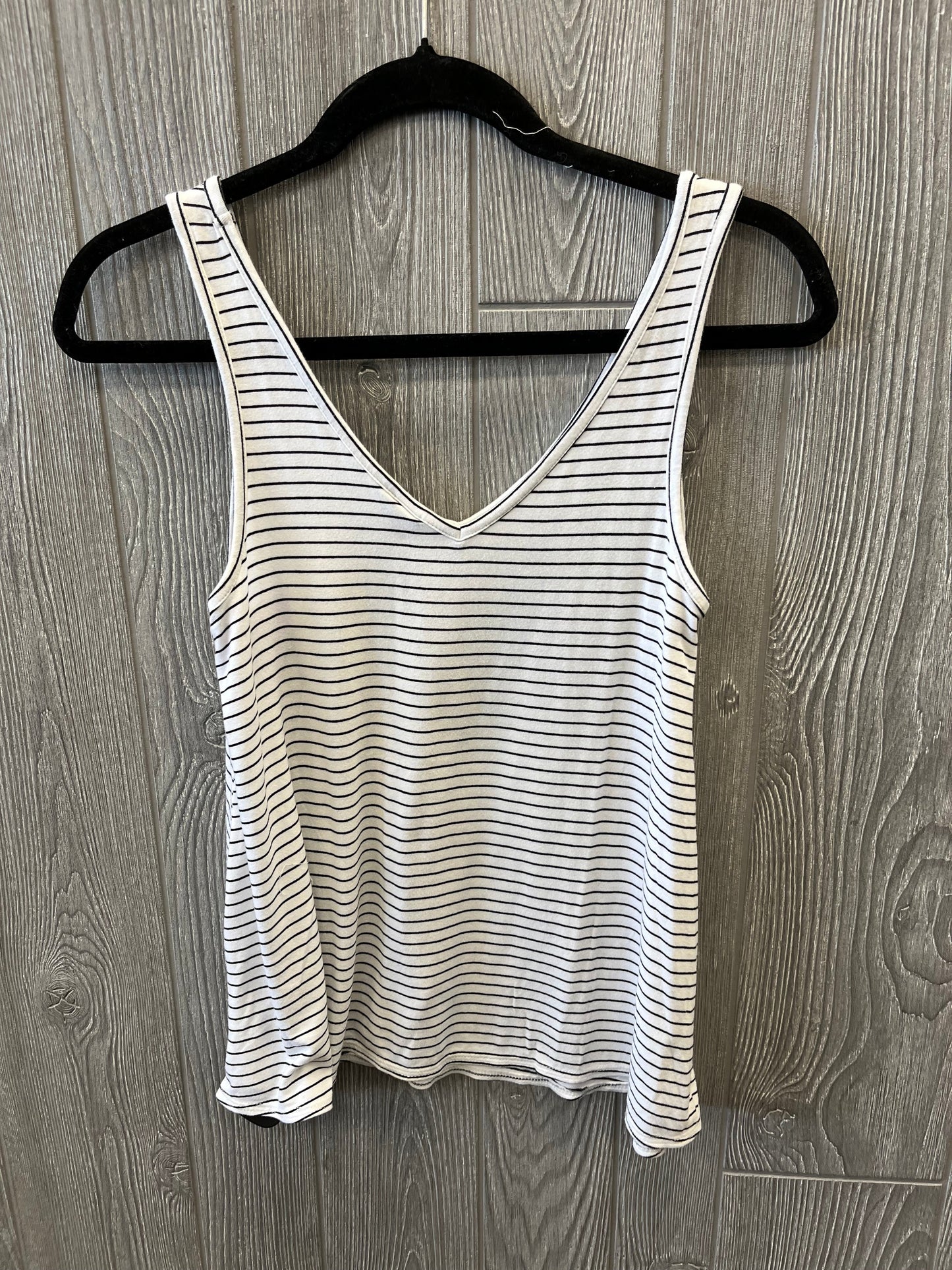 White Top Sleeveless Old Navy, Size S