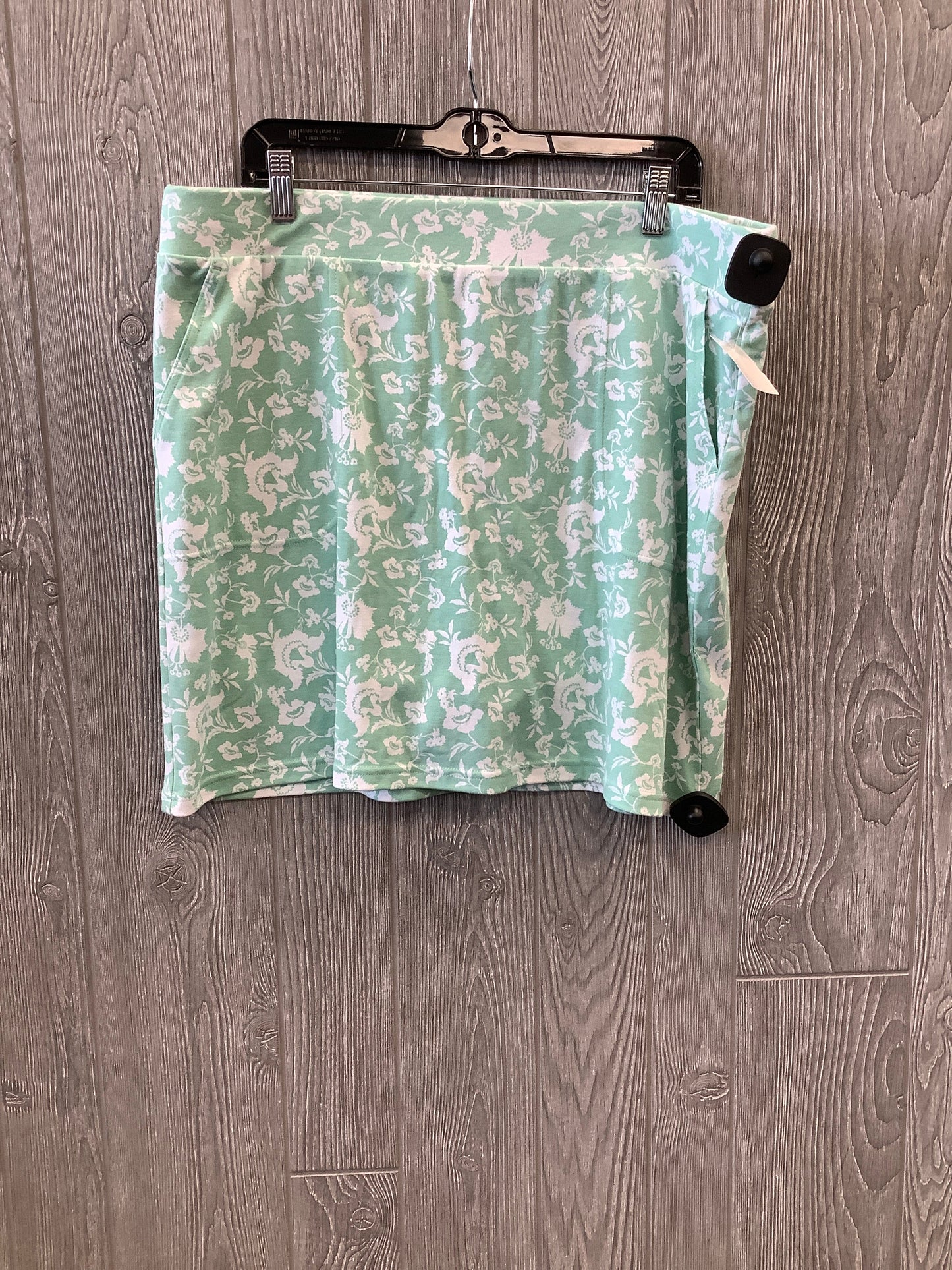 Green Skort Croft And Barrow, Size Xl