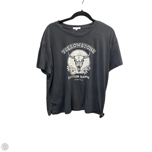 Top Short Sleeve By Maurices In Grey, Size: L