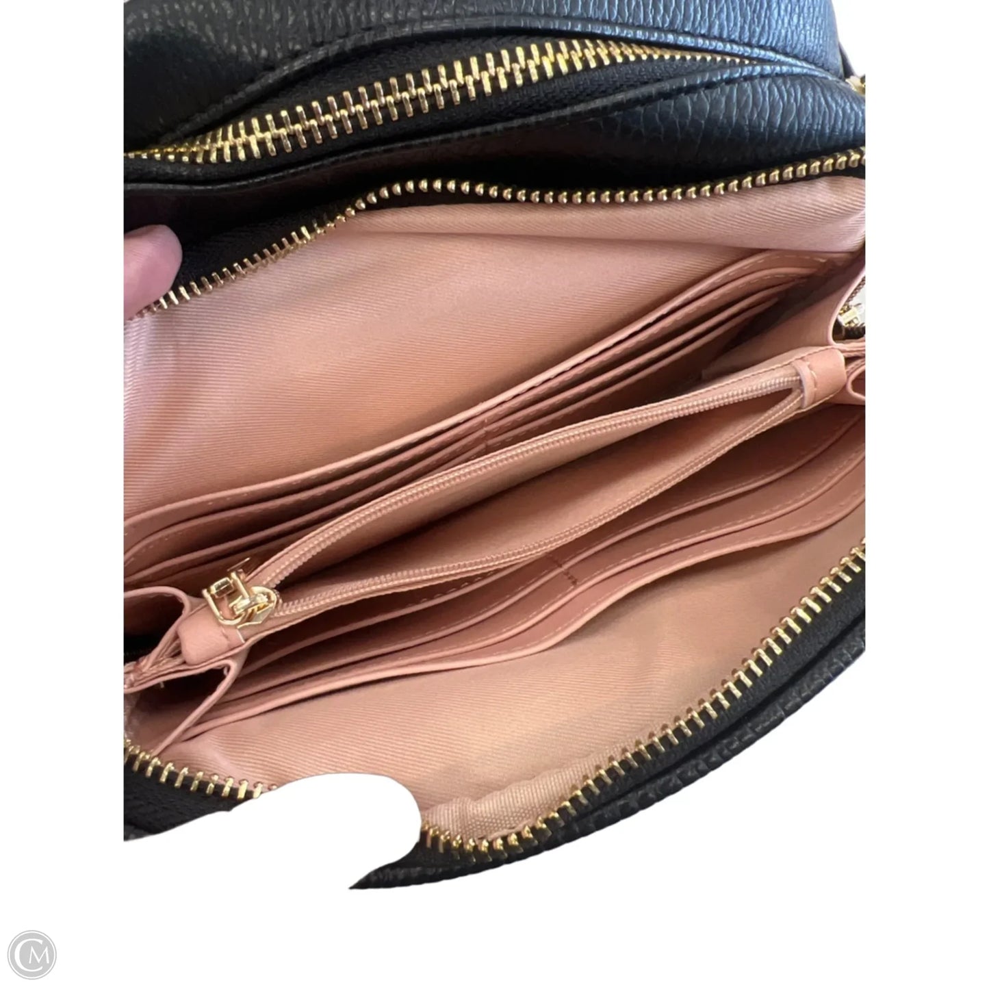 Crossbody By Clothes Mentor, Size: Small