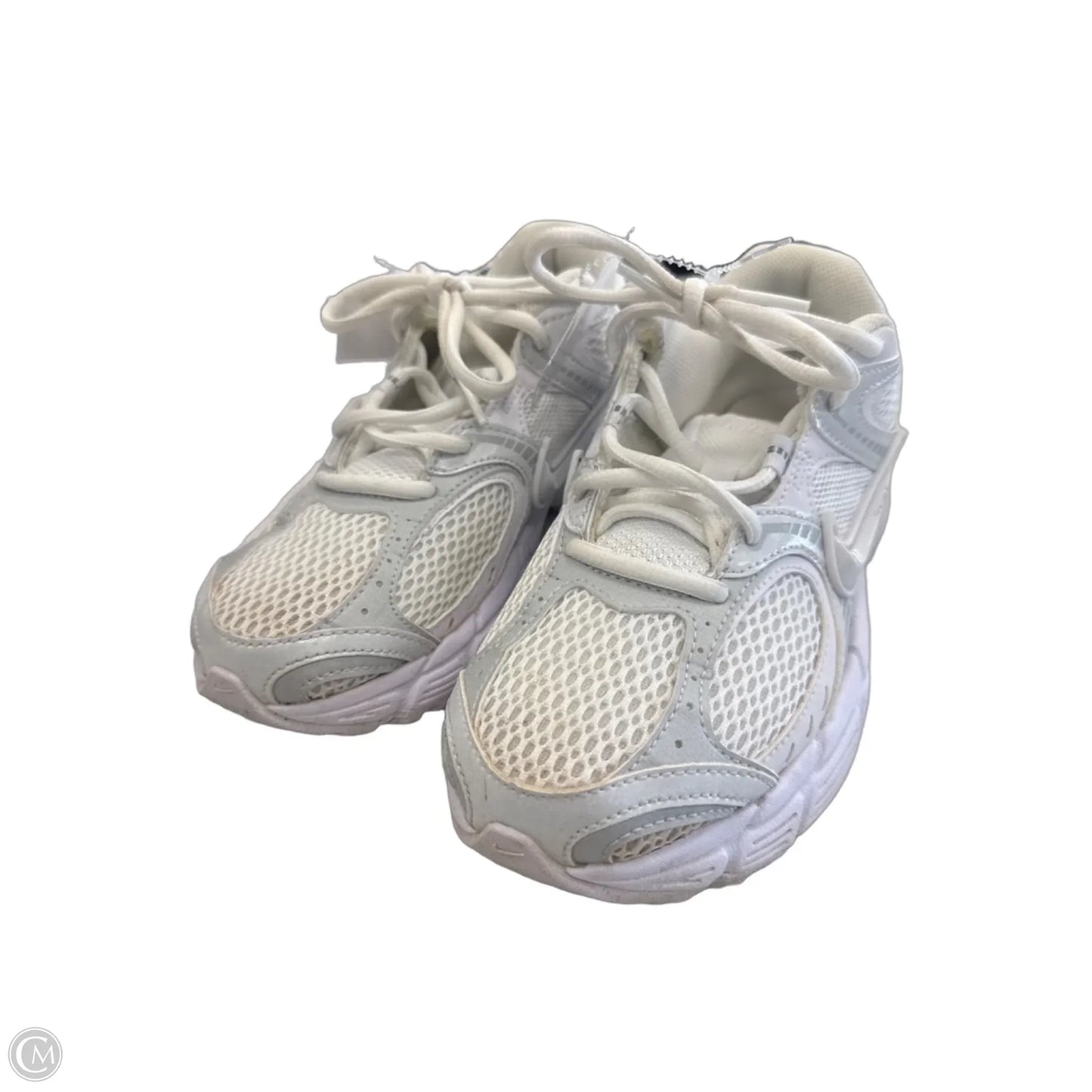 Shoes Athletic By Nike In White, Size: 7