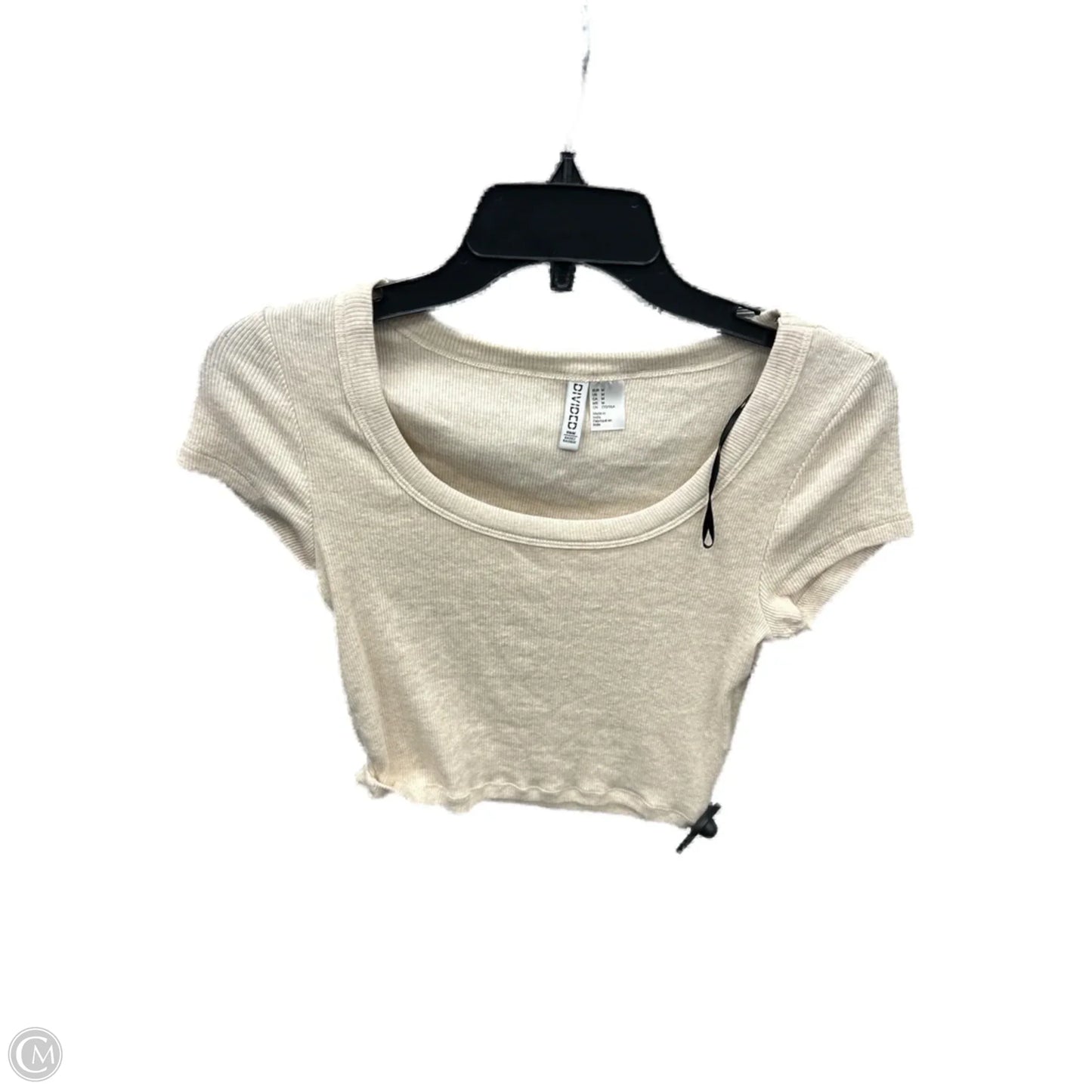 Top Short Sleeve Basic By Divided In Cream, Size: M