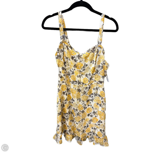Dress Casual Short By Lush In Yellow, Size: L