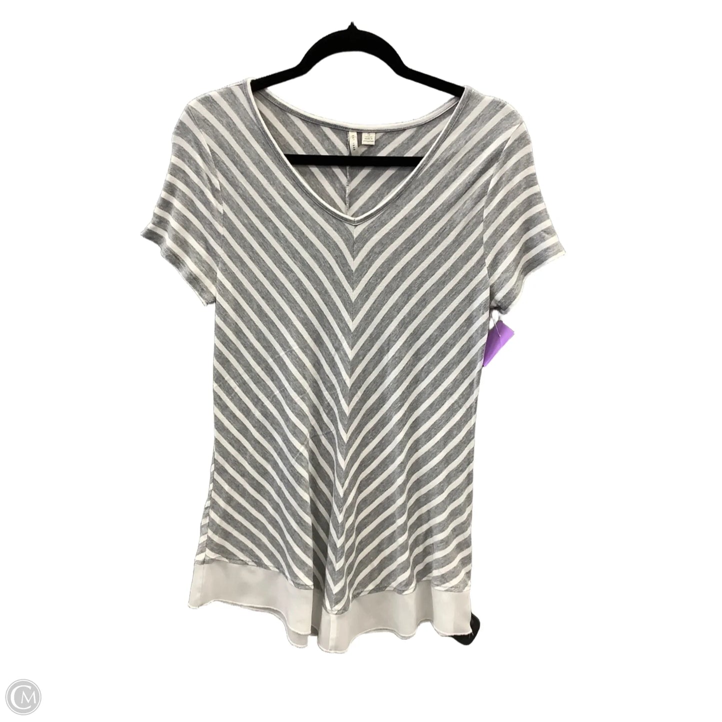 Top Short Sleeve By Cato In Grey & White, Size: S