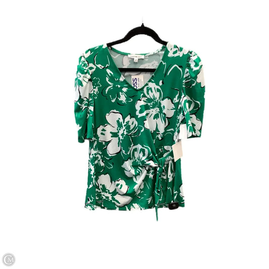 Top Short Sleeve By Perseption Concept In Green & White, Size: S