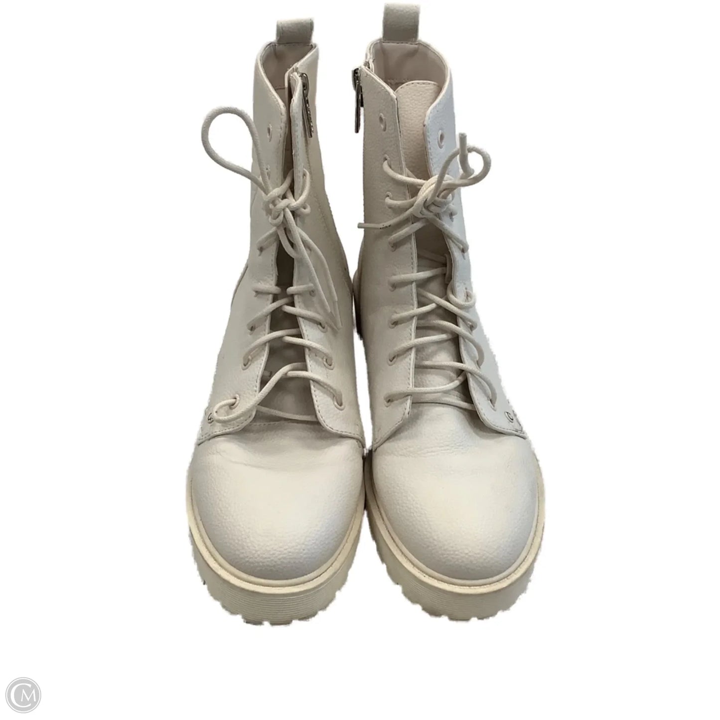 Boots Ankle Flats By Guess In Cream, Size: 10