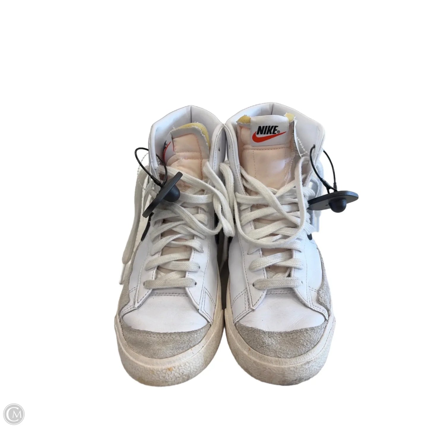 Shoes Sneakers By Nike In White, Size: 9