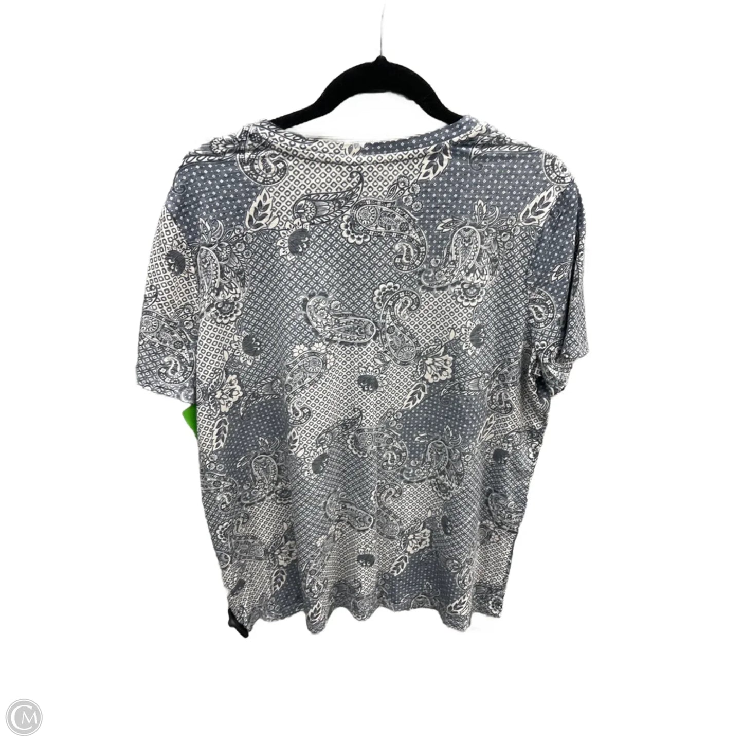 Top Short Sleeve By Cato In Grey, Size: Xl