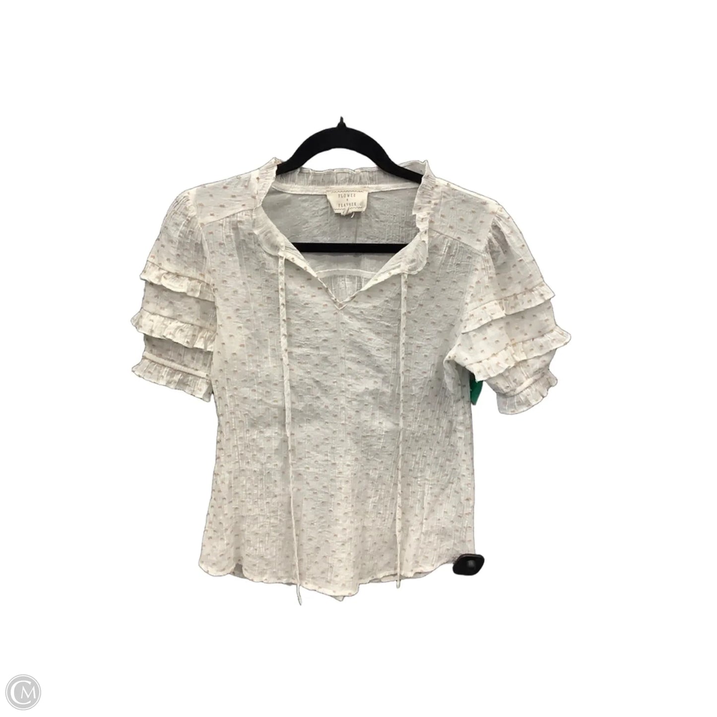 Top Short Sleeve By Clothes Mentor In White & Yellow, Size: S