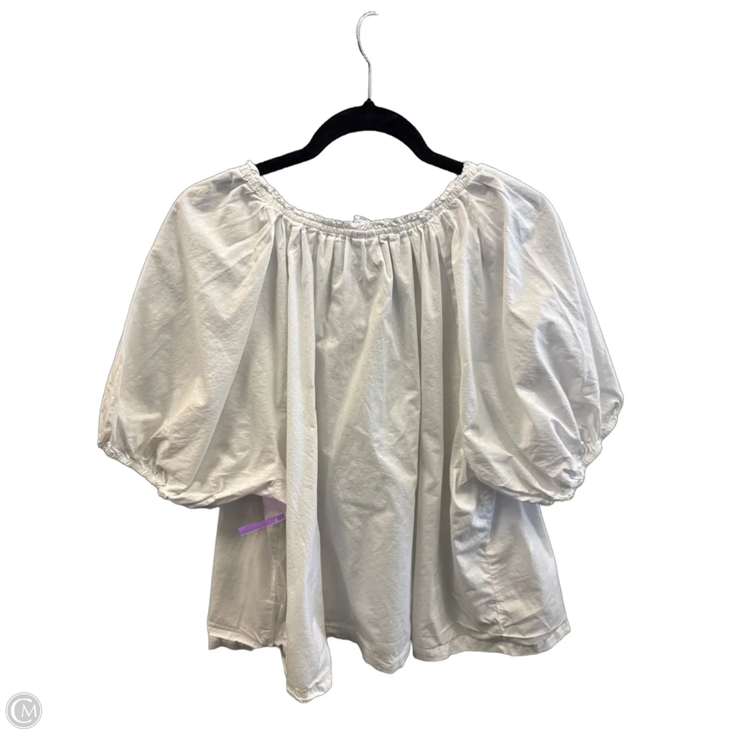 Top Short Sleeve By Old Navy In White, Size: 3x