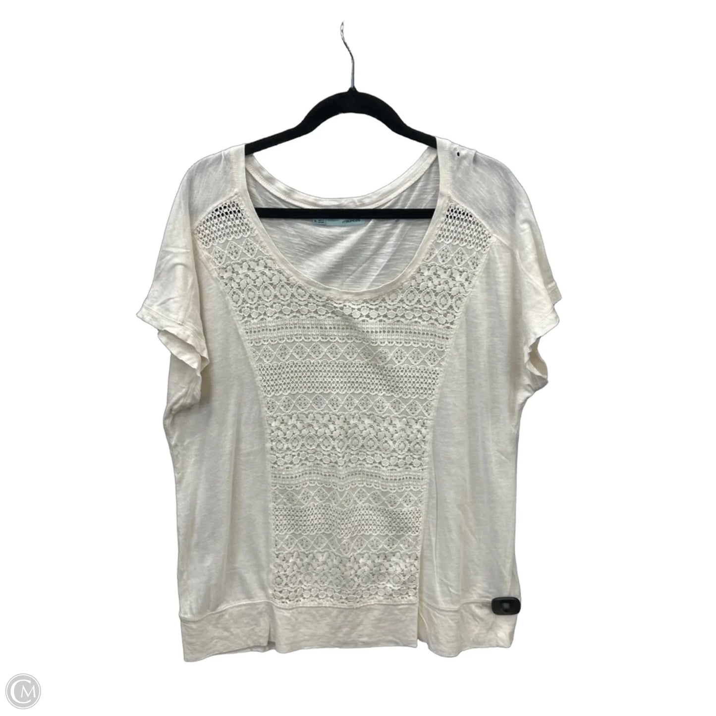 Top Short Sleeve By Maurices In Cream, Size: Xl