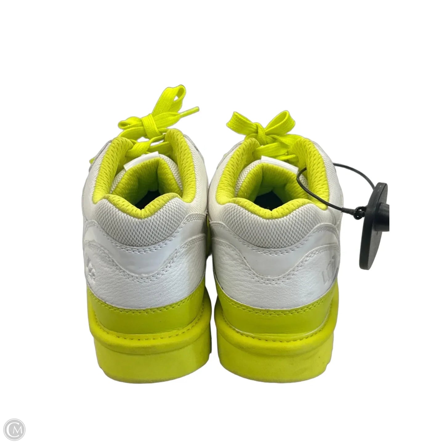Shoes Designer By Ugg In Green & White, Size: 8