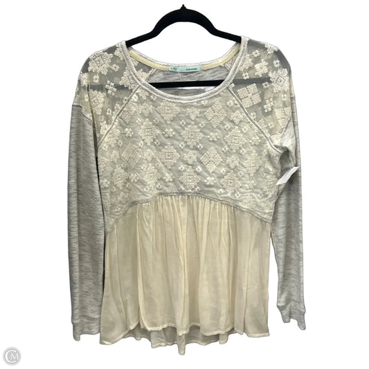 Top Long Sleeve By Maurices In Cream, Size: M