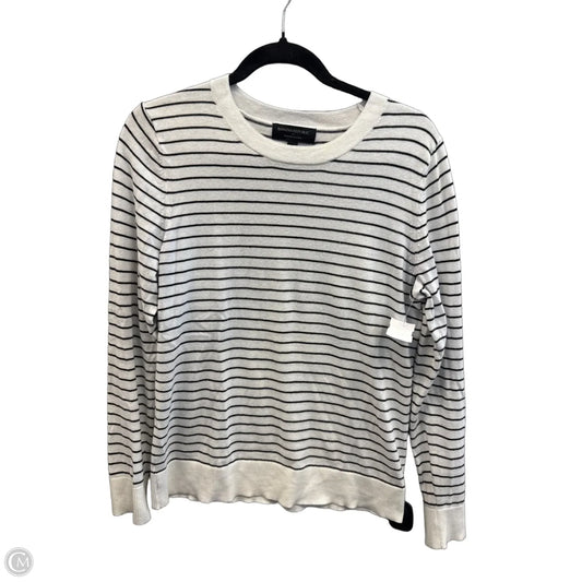 Top Long Sleeve By Banana Republic In Striped Pattern, Size: M