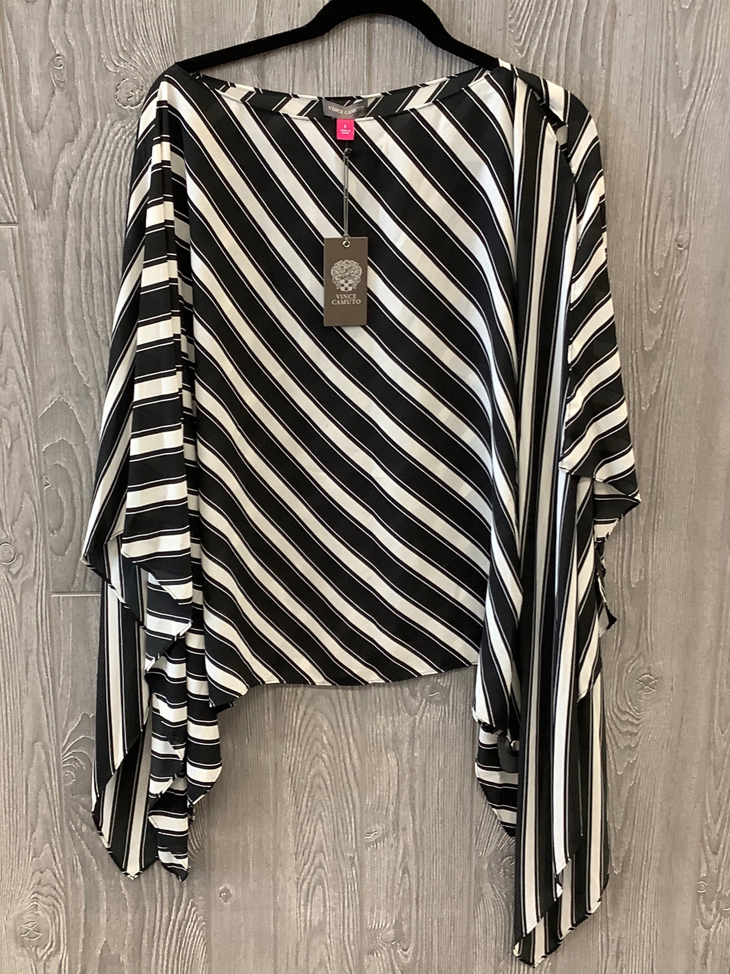 Black & White Shawl Vince Camuto, Size S