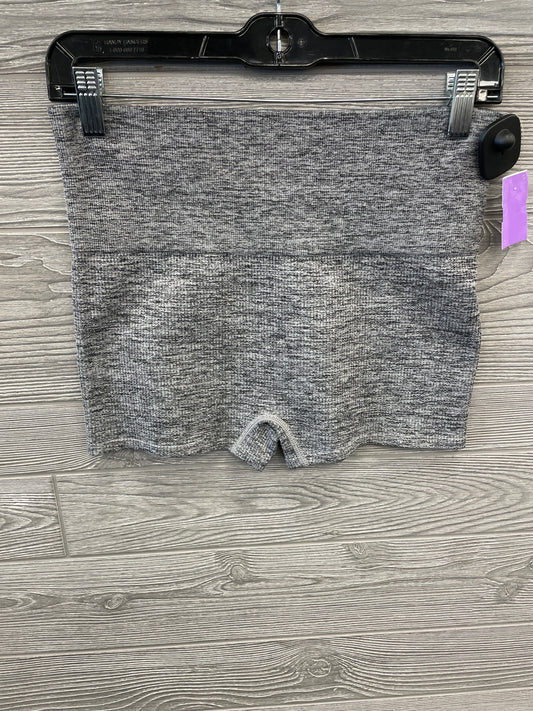 Athletic Shorts By Colsie In Grey, Size: L