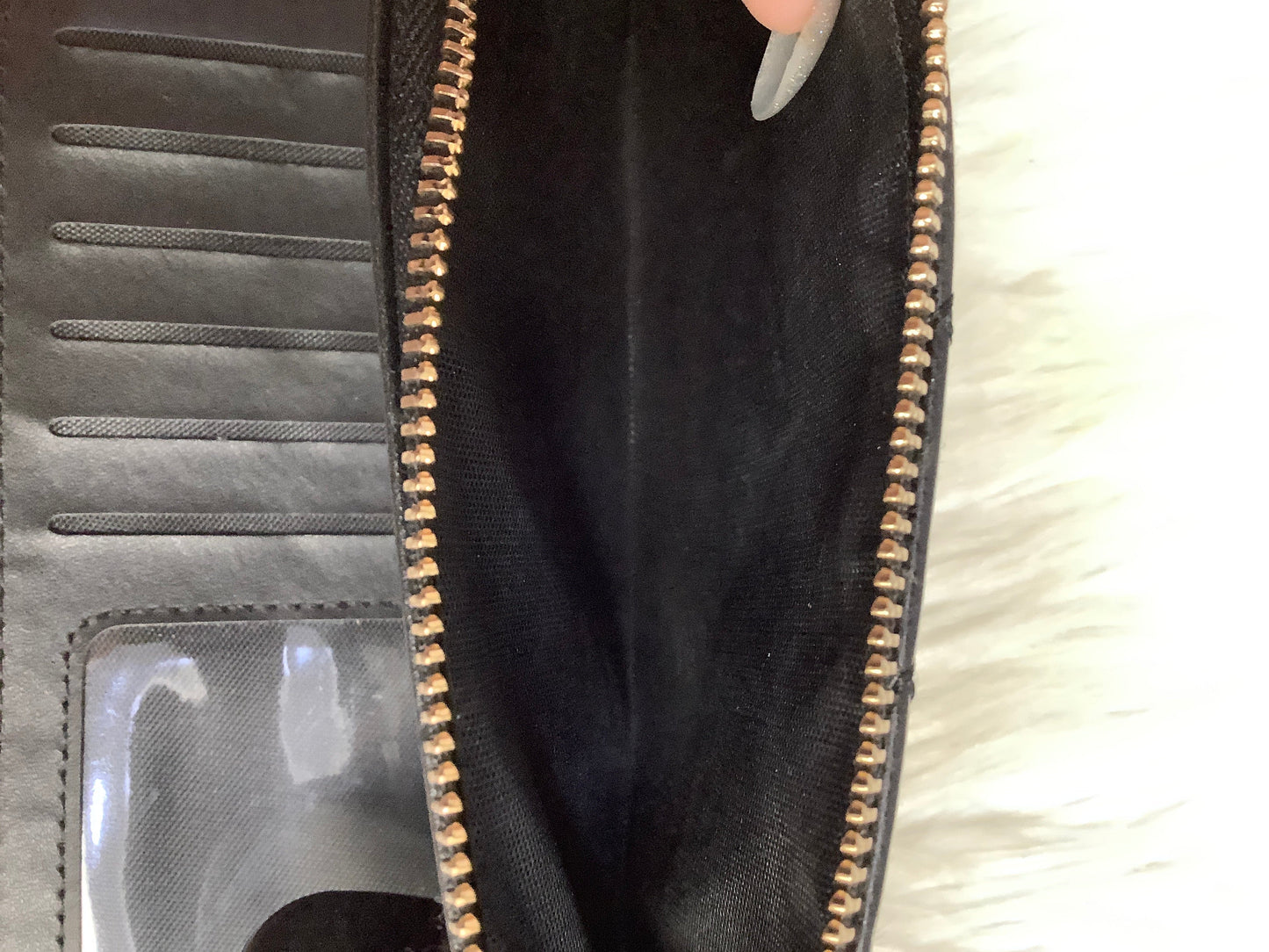 Wallet Leather By Badgley Mischka  Size: Large