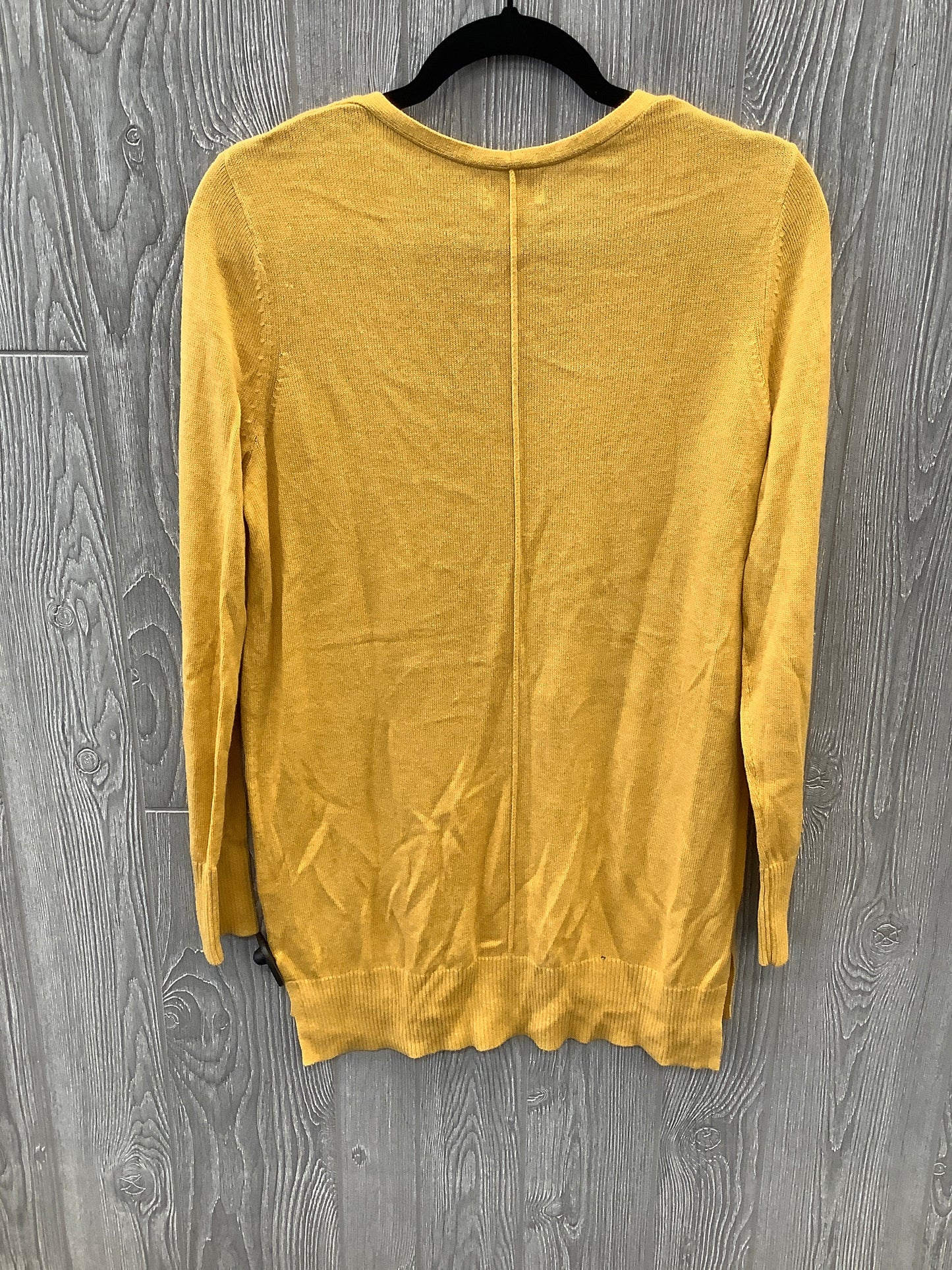 Yellow Sweater Old Navy, Size M