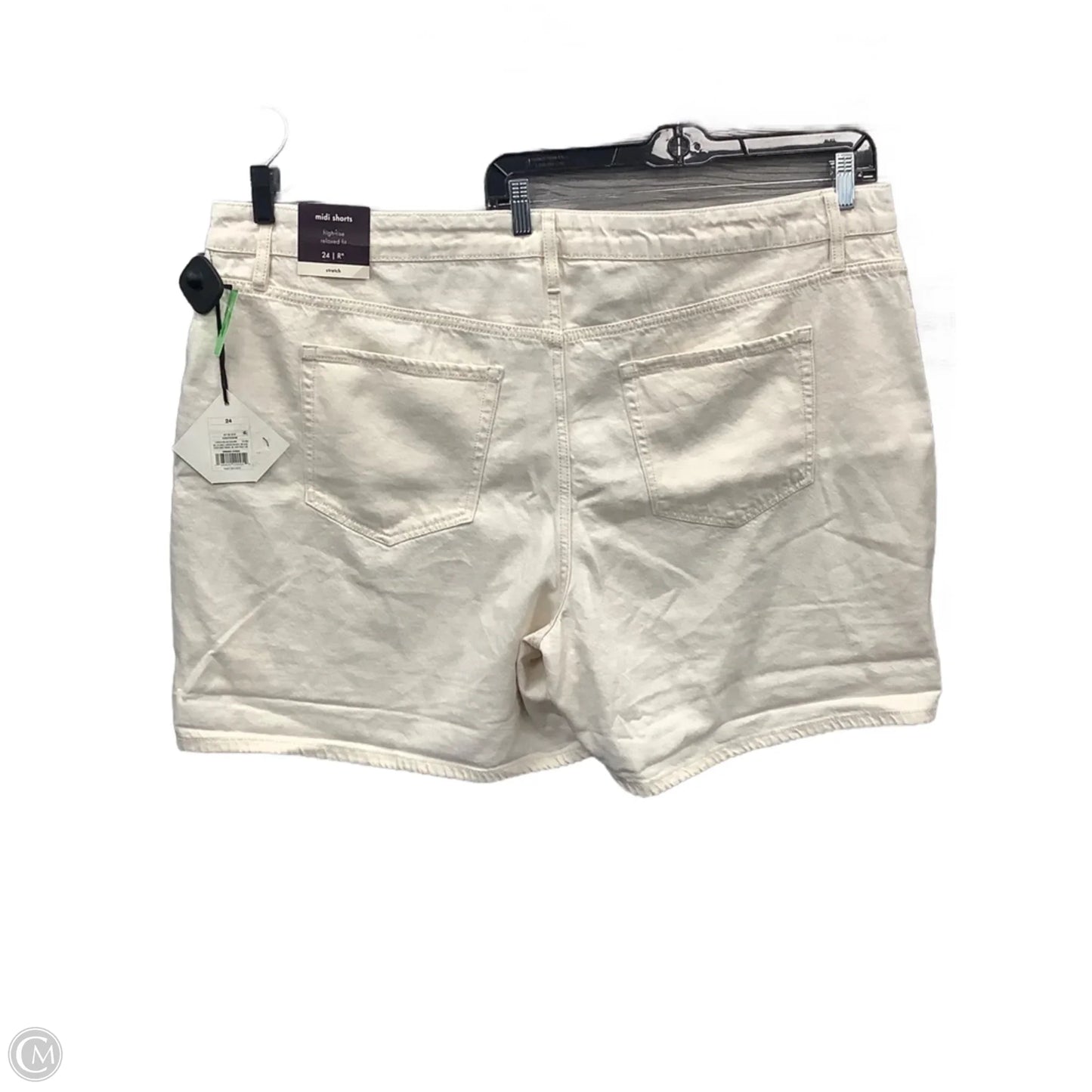 Shorts By Ava & Viv In Cream, Size: 24