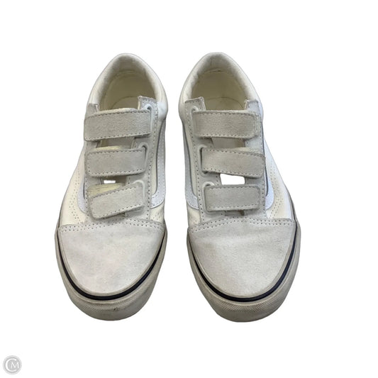 Shoes Sneakers By Vans In Cream, Size: 6