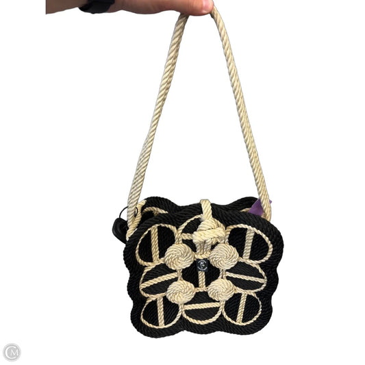 Handbag By Clothes Mentor, Size: Medium