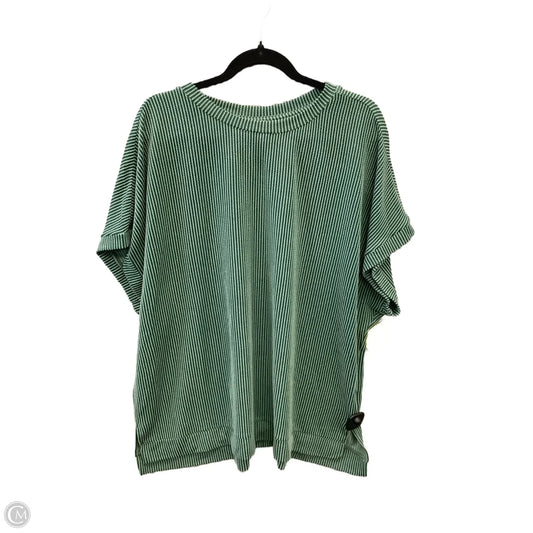 Top Short Sleeve By Dokotoo In Green, Size: Xl