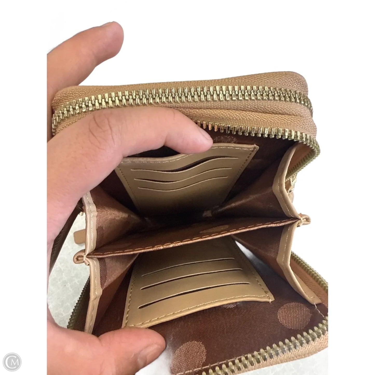 Crossbody By Clothes Mentor, Size: Small