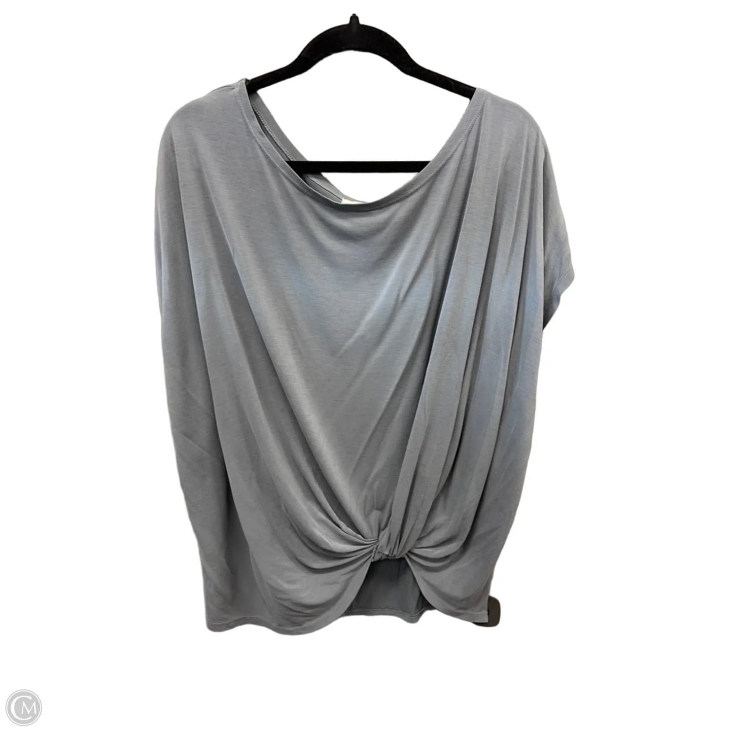 Top Short Sleeve By Cherish In Grey, Size: M