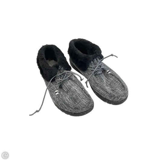 Shoes Flats By Hey Dude In Black, Size: 10
